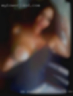 I'm pussy slim, smooth, sweet looking & submissive near Charenton LA.