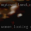 Women looking Davenport